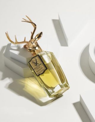 MOONLIGHT ✨ @pana.dora.sweden je ako teplé a zmyselné objatie, ktoré pripomína útulnú severskú chatu zaliatu striebornou...